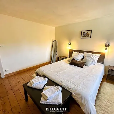 Escapade Isolée Dans Les Bois, Piscine&étangs Villa Brossac