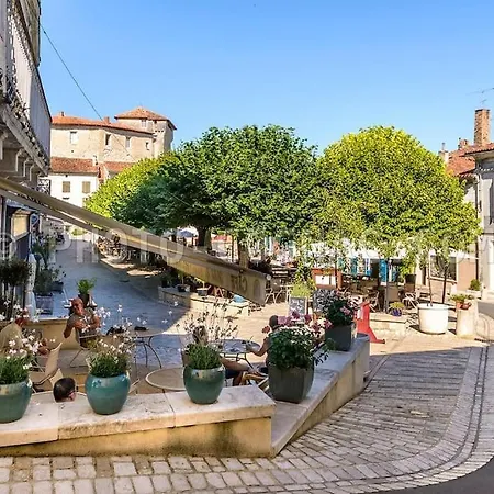 Villa Escapade Isolee Dans Les Bois, Piscine & Etangs Brossac