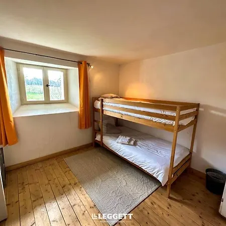 Villa Escapade Isolee Dans Les Bois, Piscine & Etangs Brossac