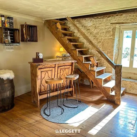 Villa Escapade Isolée Dans Les Bois, Piscine&étangs Brossac