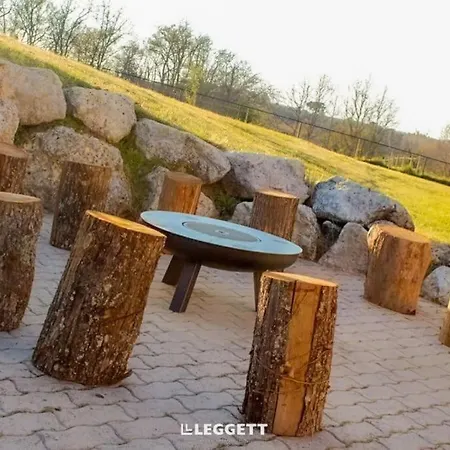 Villa Escapade Isolee Dans Les Bois, Piscine & Etangs *